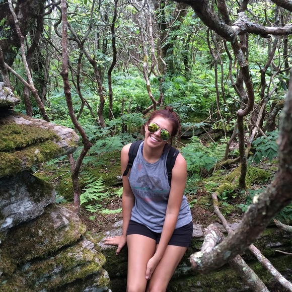 Meet your Posher, Eva - Picture 3 of 12